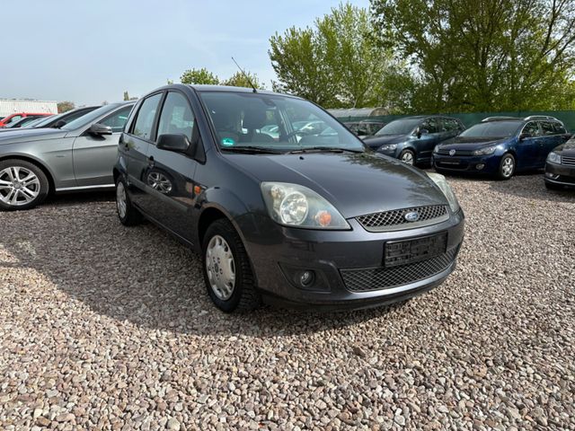 Ford Fiesta Connection 1.4 TÜV NEU