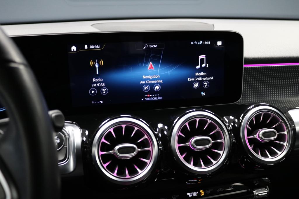 Mercedes-Benz GLB 180