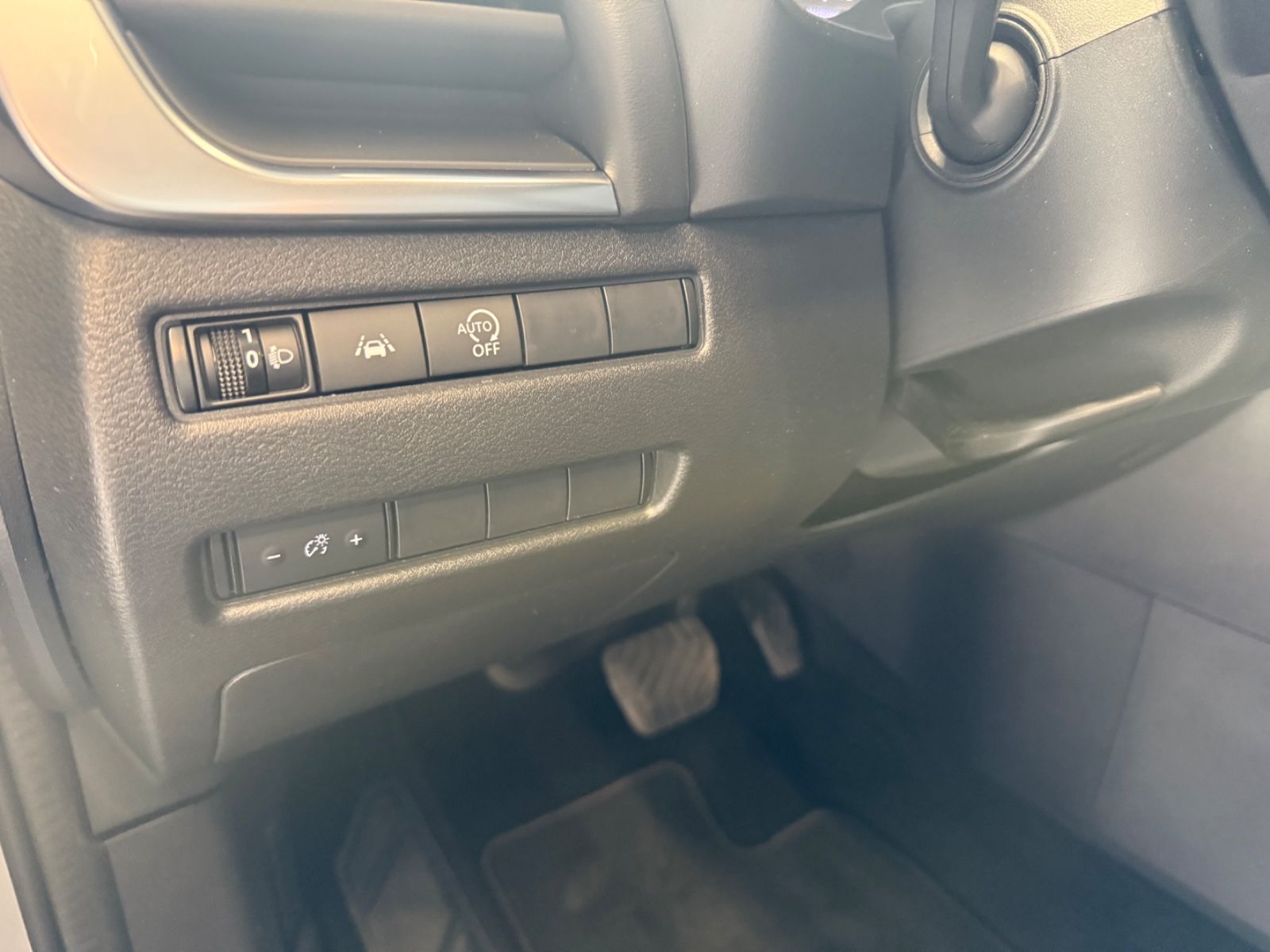 Fahrzeugabbildung Nissan Qashqai Acenta 360° Kamera Navi, Winterpaket.