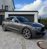 Maserati Levante SQ4 Benzin 3.0 V6 430ps 1.Hand SUV TOP