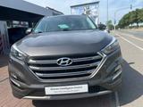 Hyundai Tucson Premium 4WD *Automatik*Schiebedach*1.HAND - gebrauchte Hyundai TUCSON aus dem Jahr 2017