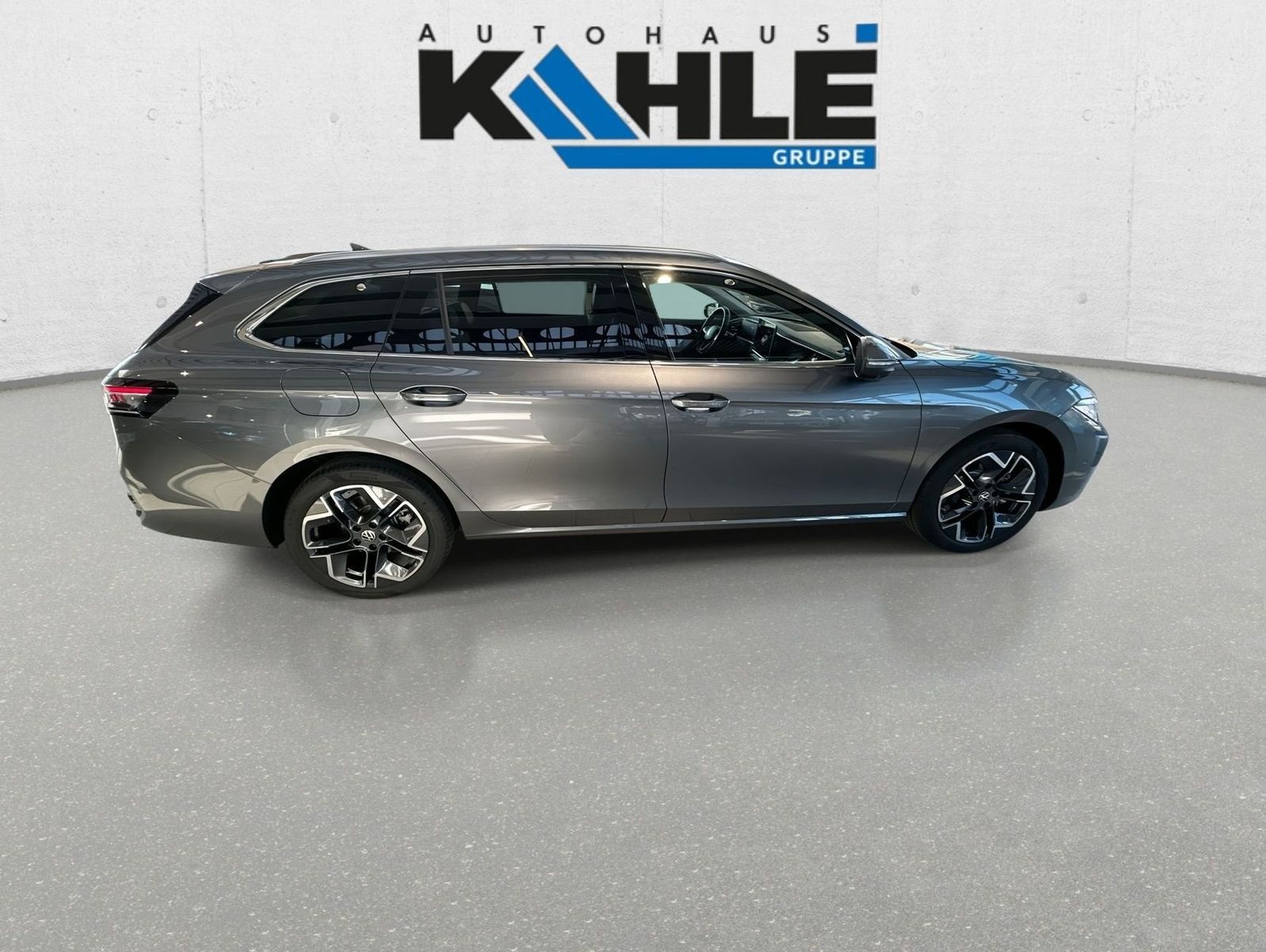 Volkswagen Passat - Bild 6