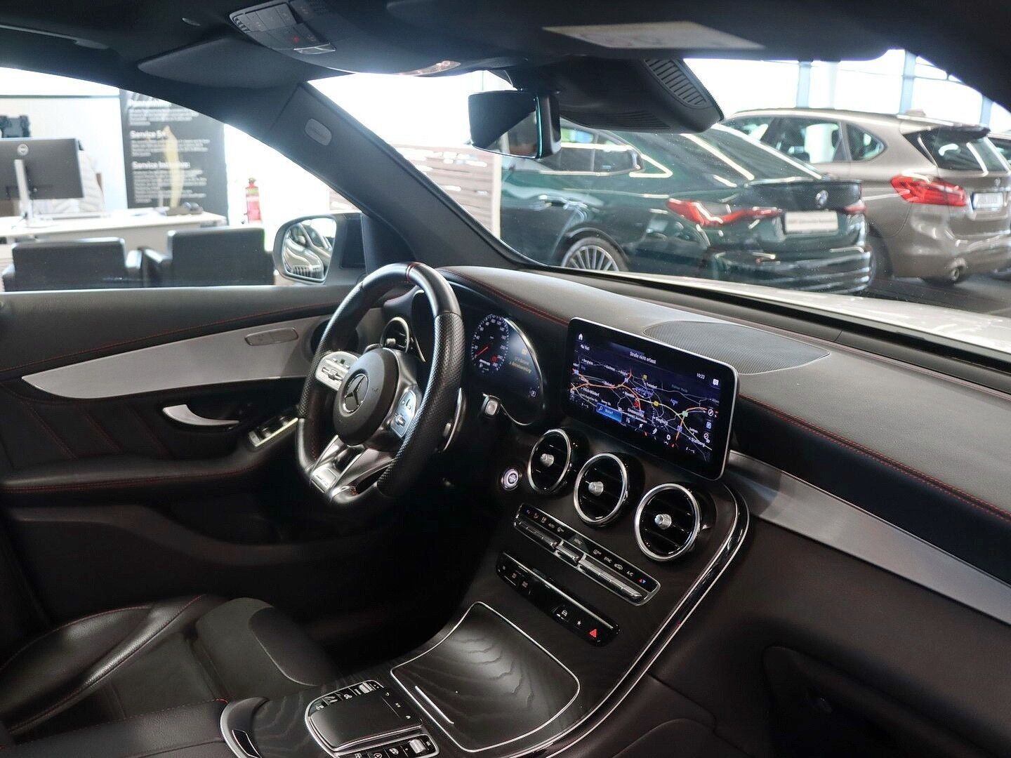 Mercedes-Benz GLC 43 AMG Pano., 20"Felgen foto 8