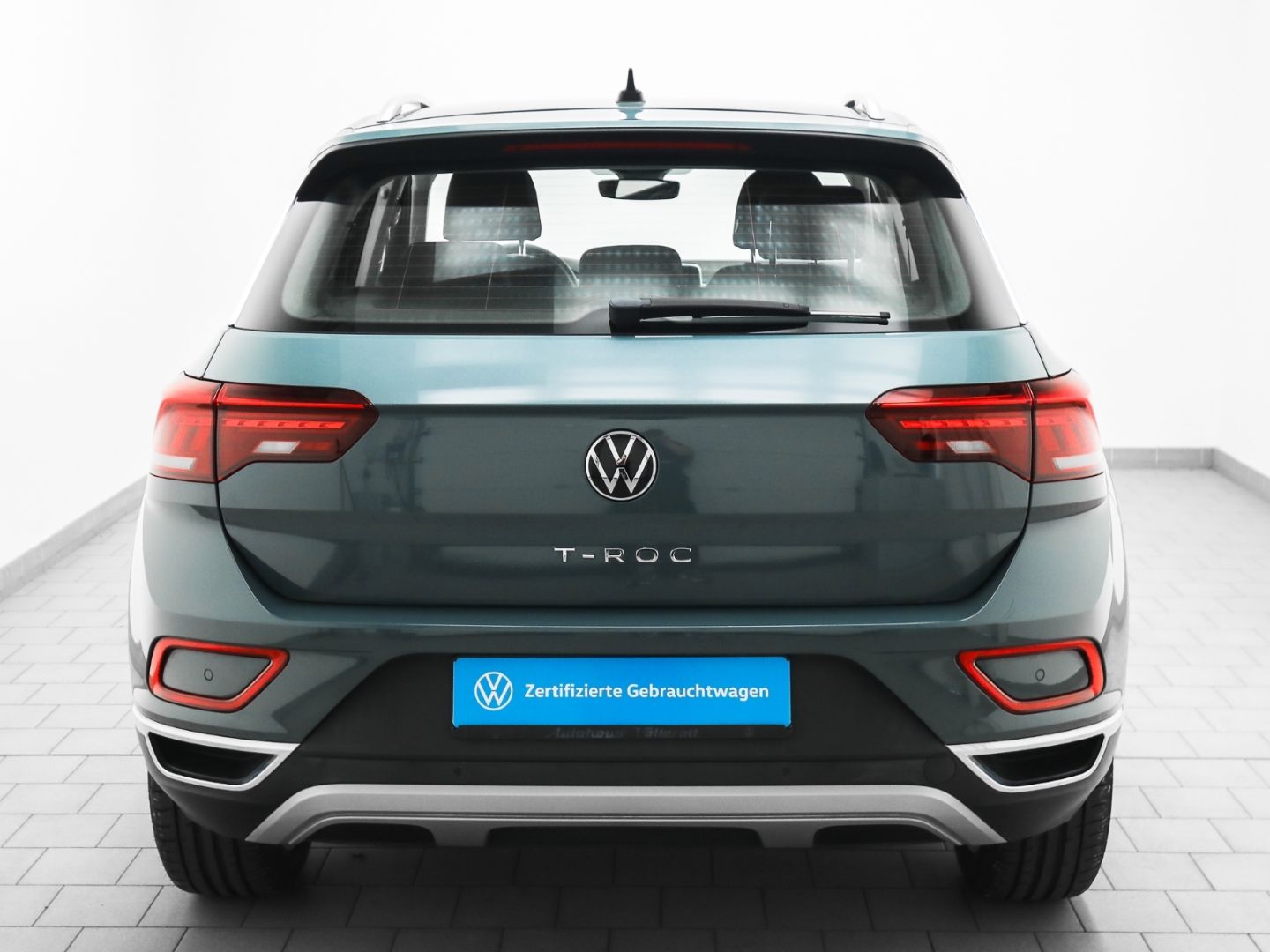 Volkswagen T-Roc 1.5 TSI DSG STYLE Rear View IQ Drive foto 4