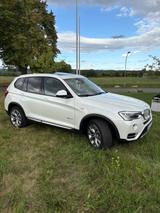 BMW X3 xDrive20d  HU AHK Panorama - BMW X3 mit Diesel-Antrieb: Weiß