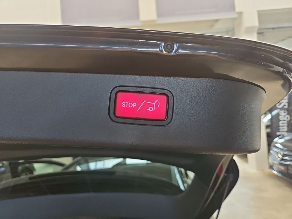 Fahrzeugabbildung Mercedes-Benz C 180 T AMG Night AHK Totwi. Navi LED SHZ Ambie.