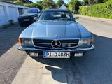 Mercedes-Benz R107 SL 500 - Mercedes-Benz SL aus dem Jahr 1983