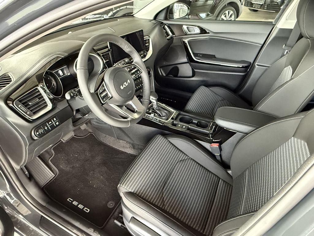 Kia Ceed SW 1.5 T-GDI DCT7 OPF Spirit