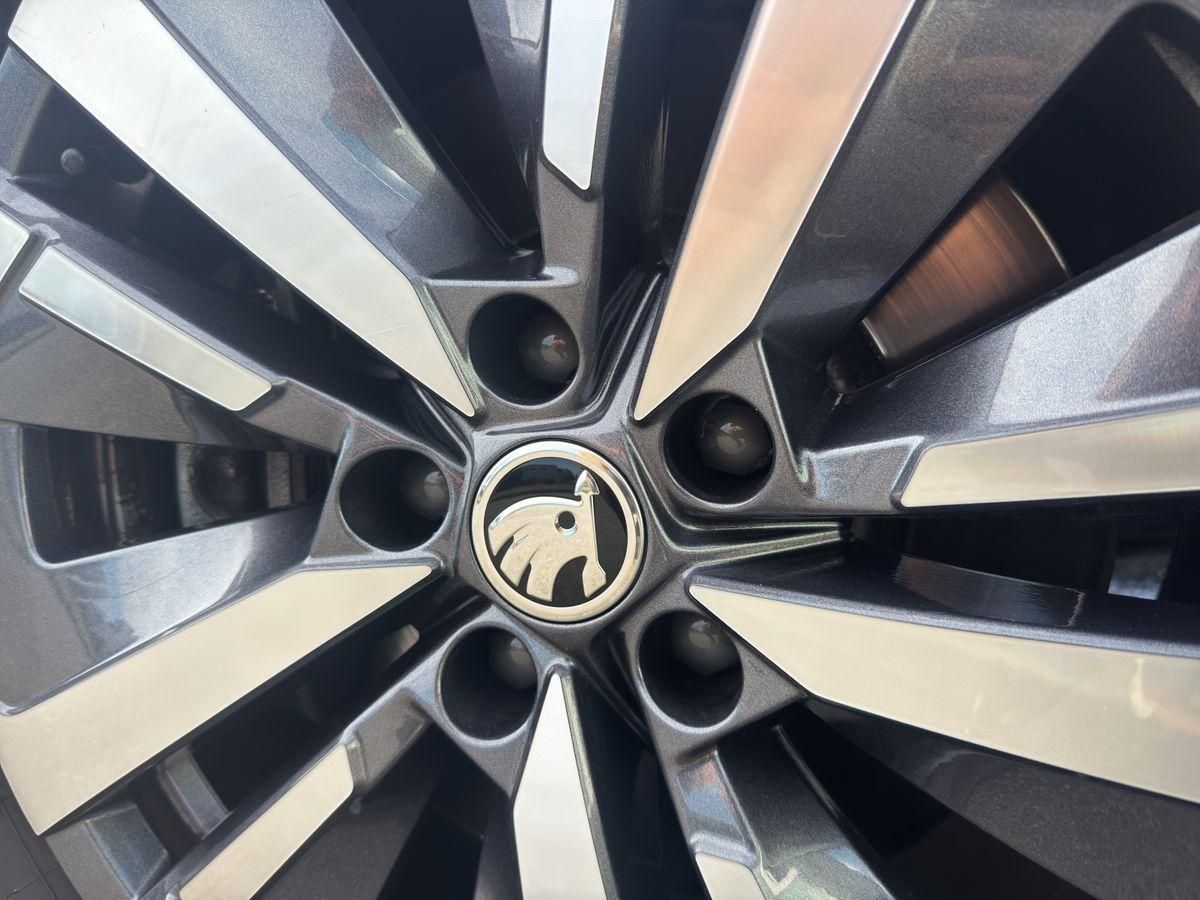 Skoda Kodiaq 2.0TDI DSG Selection4x4 Matrix AHK 360° N foto 5
