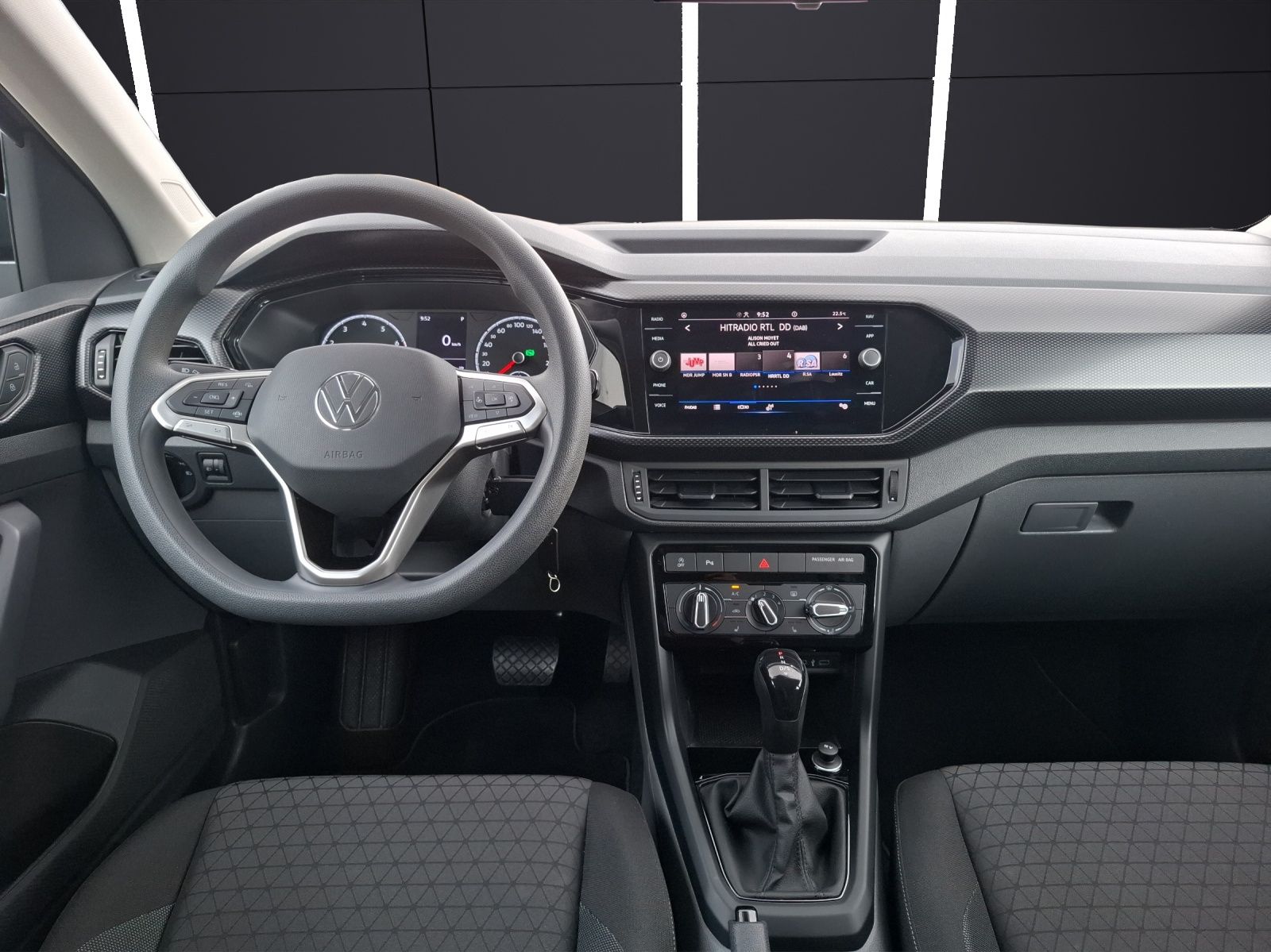 Fahrzeugabbildung Volkswagen T-Cross TSI Life DSG Klima RFK SH LM