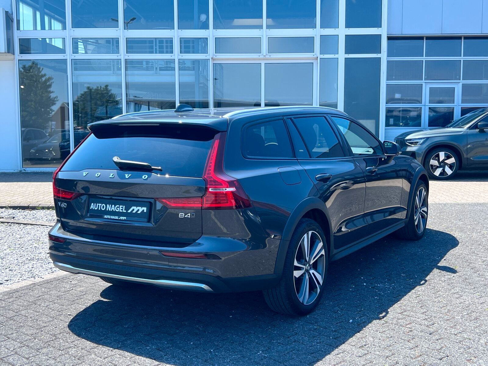 Volvo V60 Cross Country B4 Ultimate foto 5