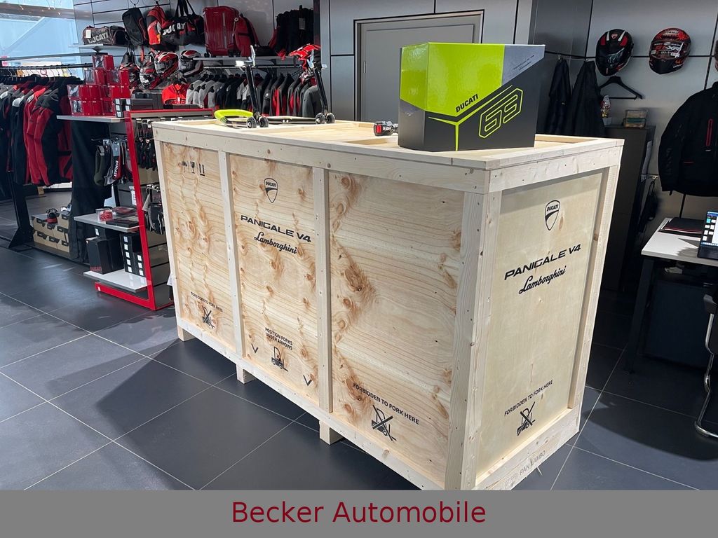 PANIGALE V4 LAMBORGHINI