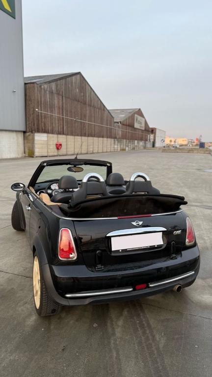 MINI One Cabrio