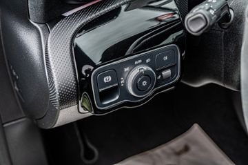 Fahrzeugabbildung Mercedes-Benz CLA 250e 8G-DCT"AMG LINE"AMBIENTE|PANO|NIGHT