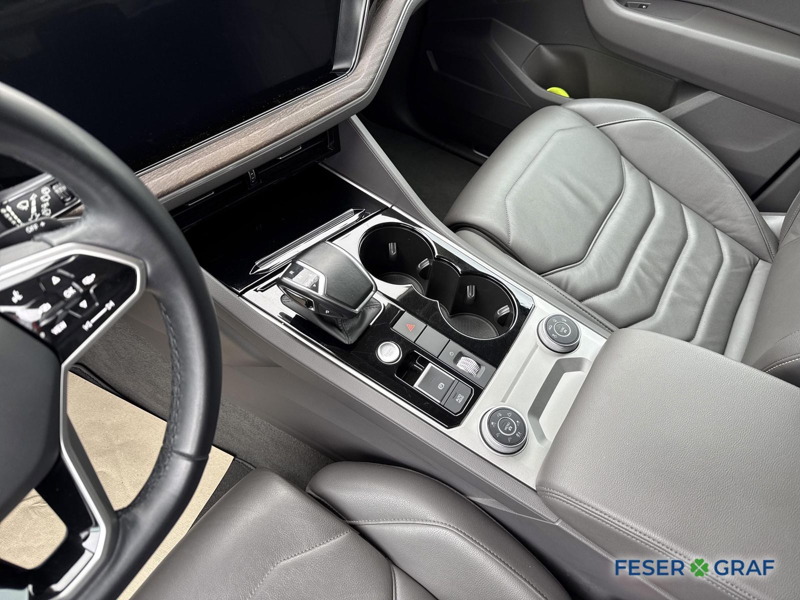 Volkswagen Touareg - Bild 12