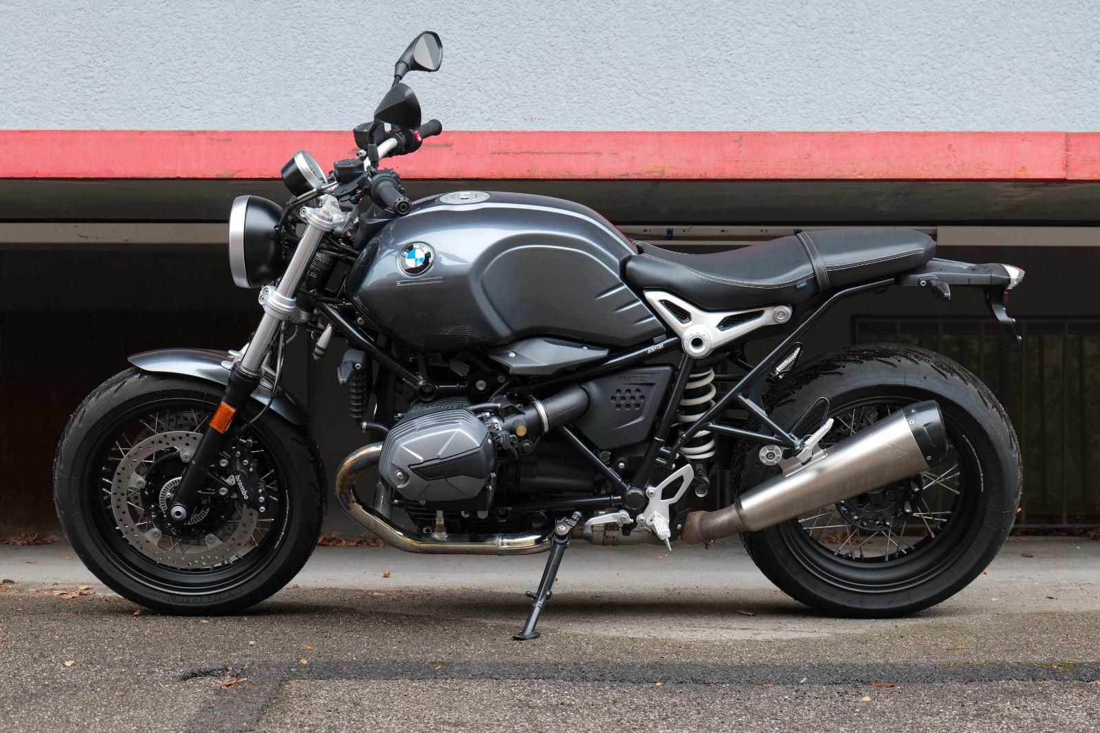 BMW R nineT Pure mit Speichenräder
