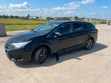 Toyota Avensis - gebrauchte Toyota Avensis aus dem Jahr 2016