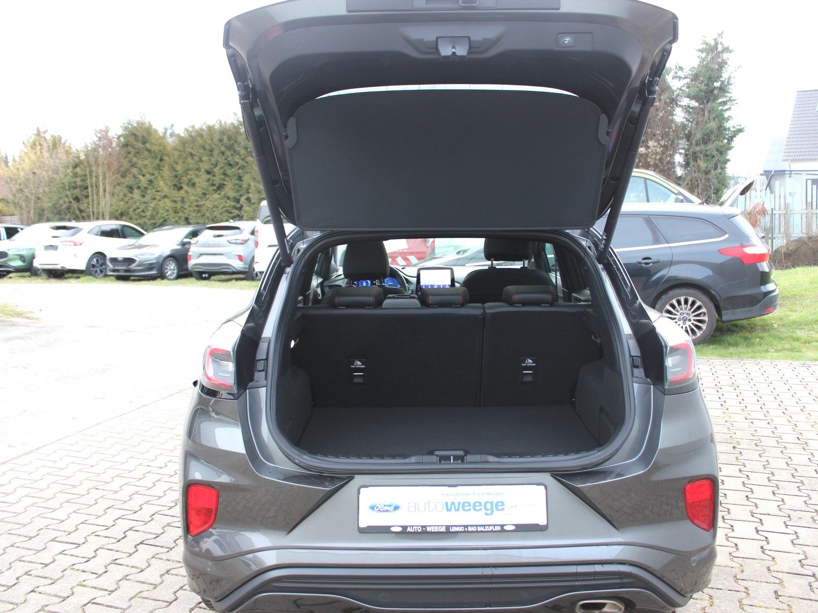 Fahrzeugabbildung Ford Puma ST-Line X 1,0 EcoBoost Mild Hybrid