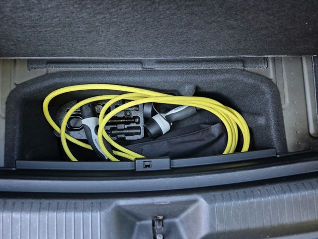 ID.4 77 kWh 299 PS 4MOTION GTX AHK/NAV/ACC/PANO