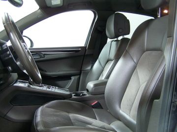 Porsche Macan - 11