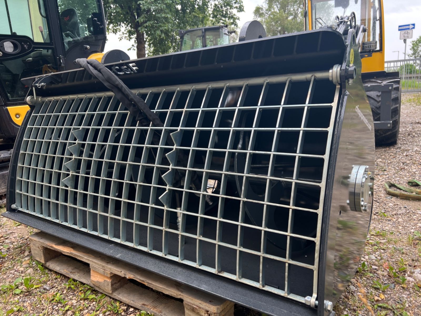 Fahrzeugabbildung Andere Betonmischschaufel CNF - BMX 520 für cat , Volvo