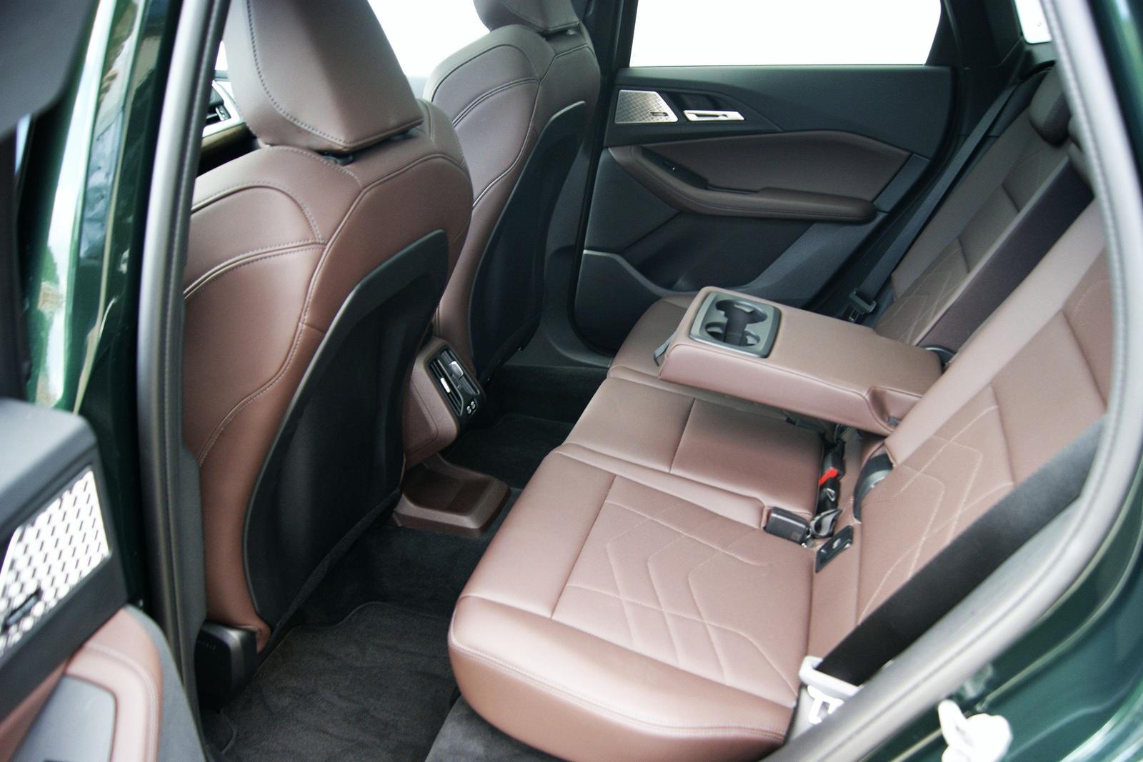 BMW 218 Active Tourer 218i AUT*M-SPORT*PANO*HUD*LEDER*HK*LHZ* Head-Up, миниатюра 27