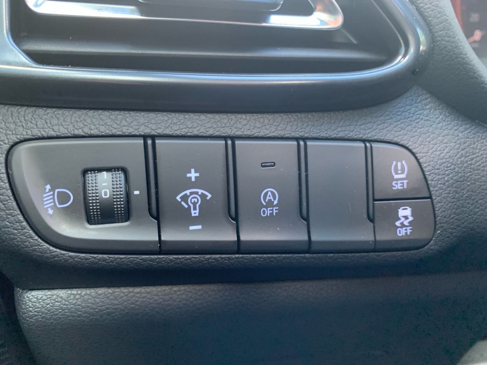 Fahrzeugabbildung Hyundai i30 Kombi 1.5 T-GDI 7-DCT N-Line Mild-Hybrid Pn.