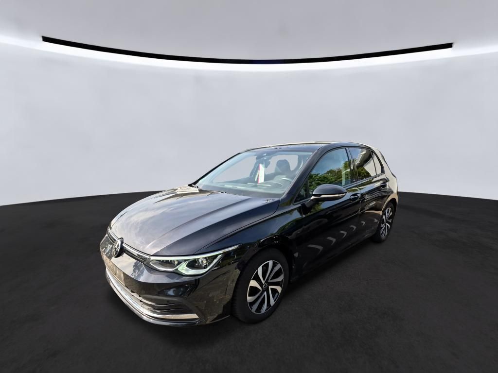 Volkswagen Golf VIII 2.0 TDI DSG/PANO/IQ LIGHT/HEADUP/AHK