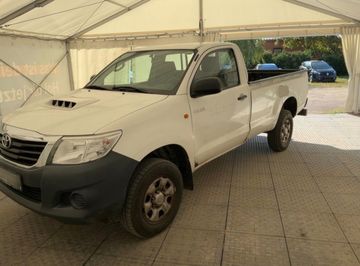 Toyota Hilux - 1