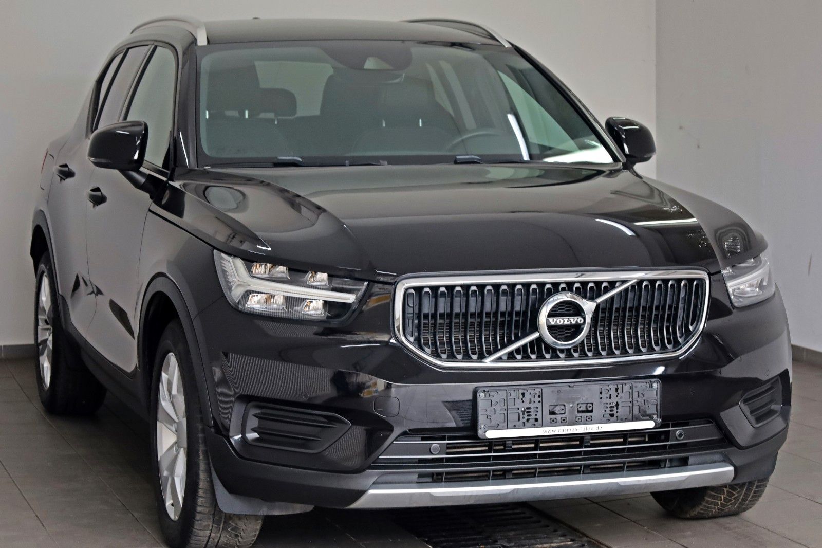 Fahrzeugabbildung Volvo XC40 Momentum Pro T.Leder,Navi,LED,SH,PDC,Apple