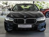 BMW 520d FACEL. AHK HUD LED W-LAN NAVI KAMERA LEDER - BMW 520 in Köln