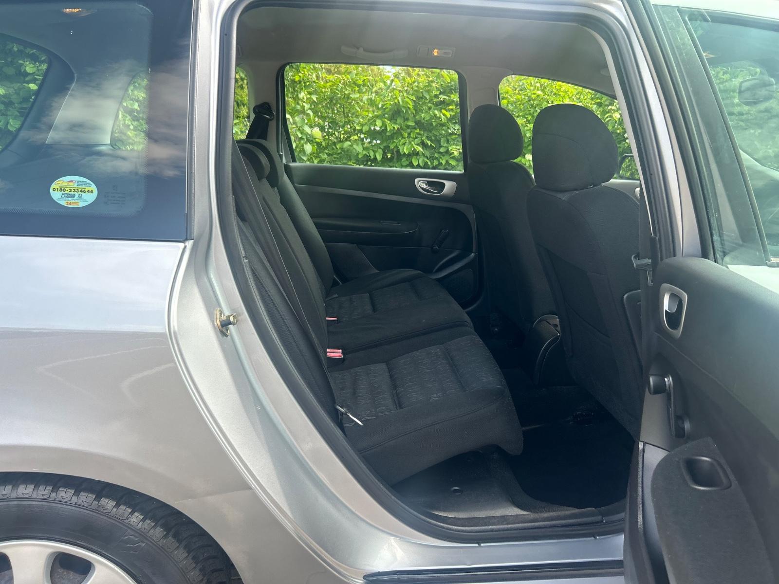 Peugeot 307 2005 — photo 12