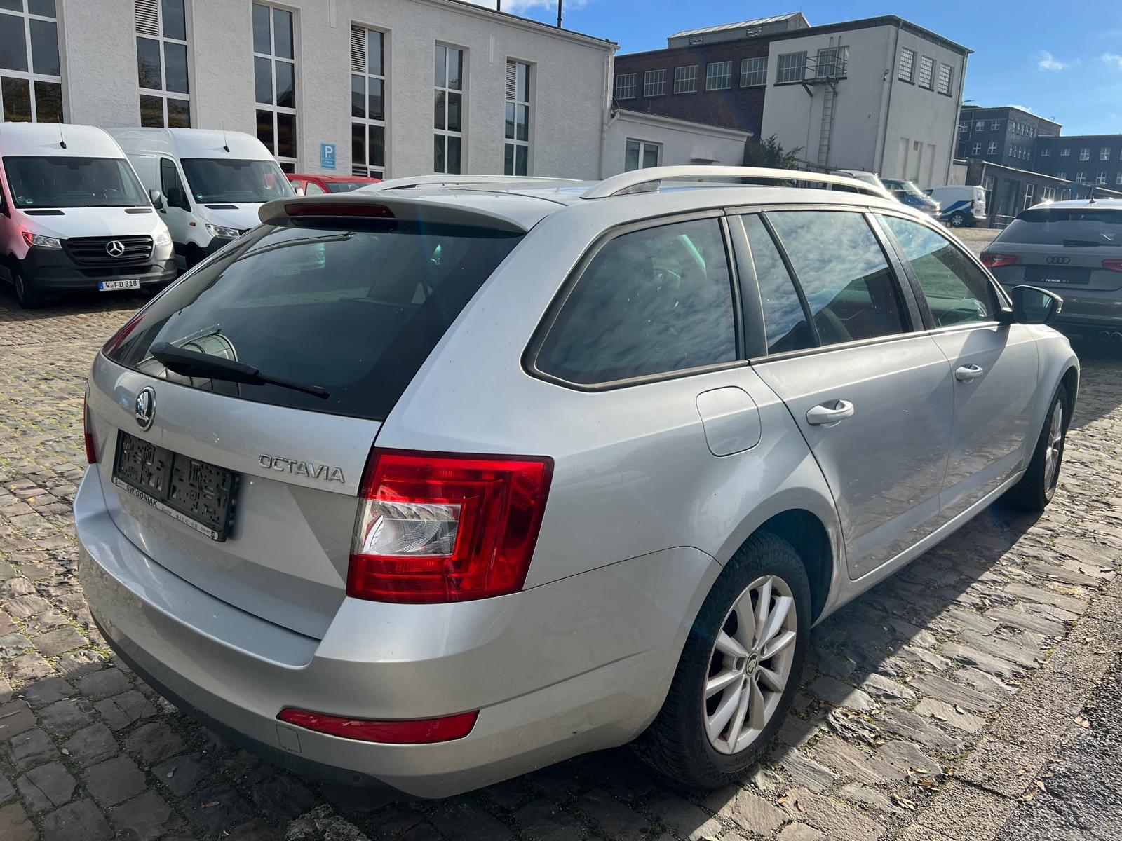 Skoda Octavia 2013 — photo 7