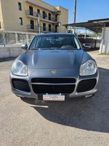 Porsche Cayenne TURBO 2003 - 450cv - Porsche Cayenne aus 2003: Turbo