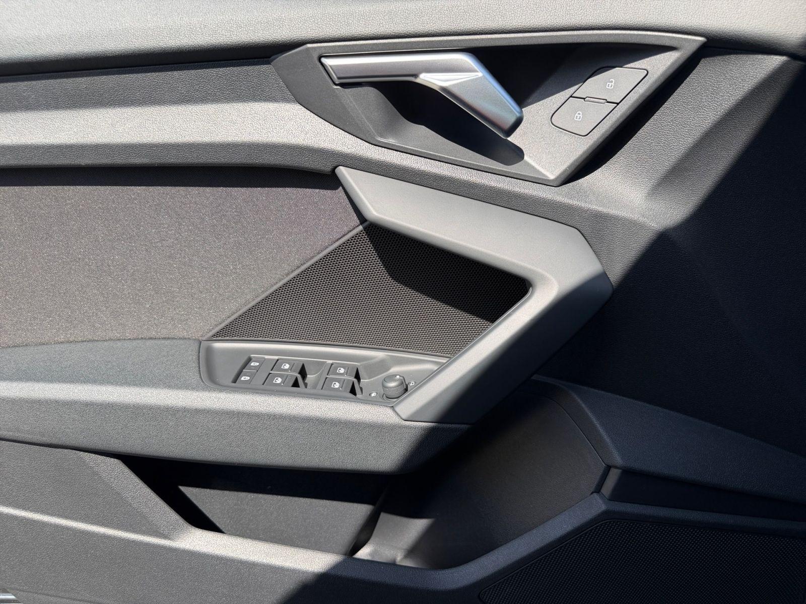 Audi A3 30 TFSI Sportback Navi VC DAB Tempomat PDC Si, миниатюра 9
