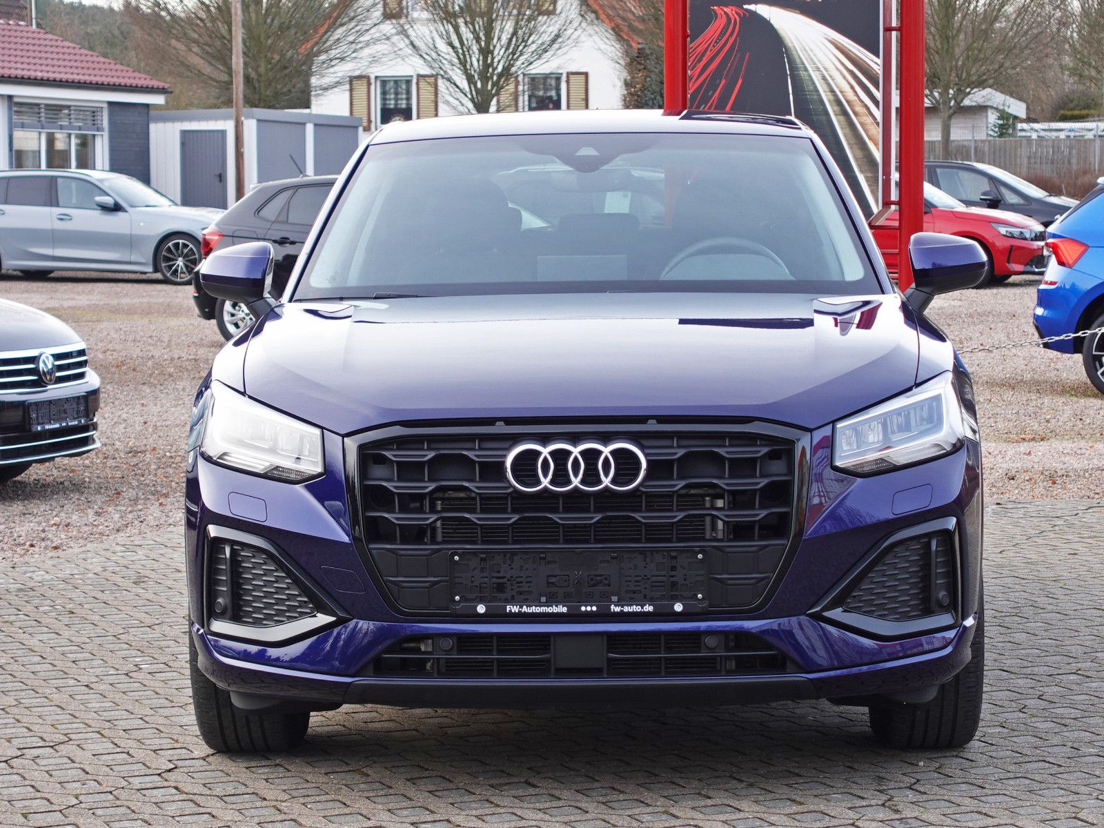 Fahrzeugabbildung Audi Q2 35 TFSI S tronic advanced Navi AHK Garantie