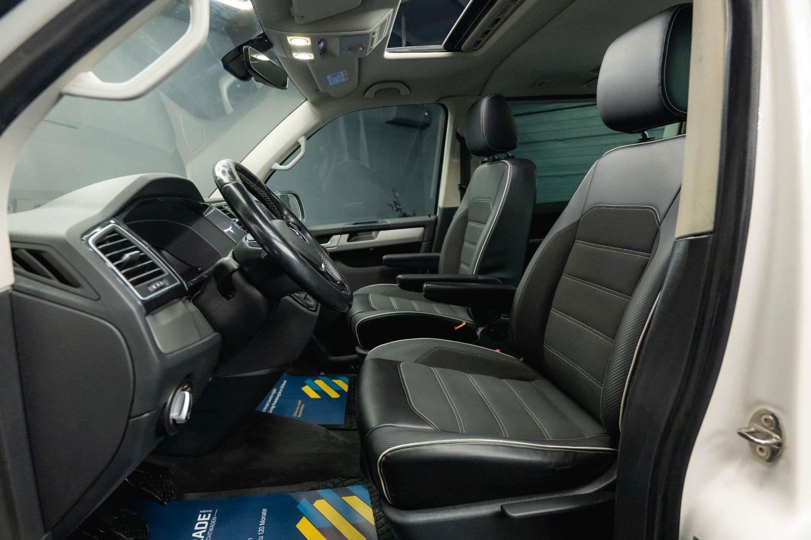 Fahrzeugabbildung Volkswagen T6 Multivan Edition 30 4Motion Sport *LED*Kamera