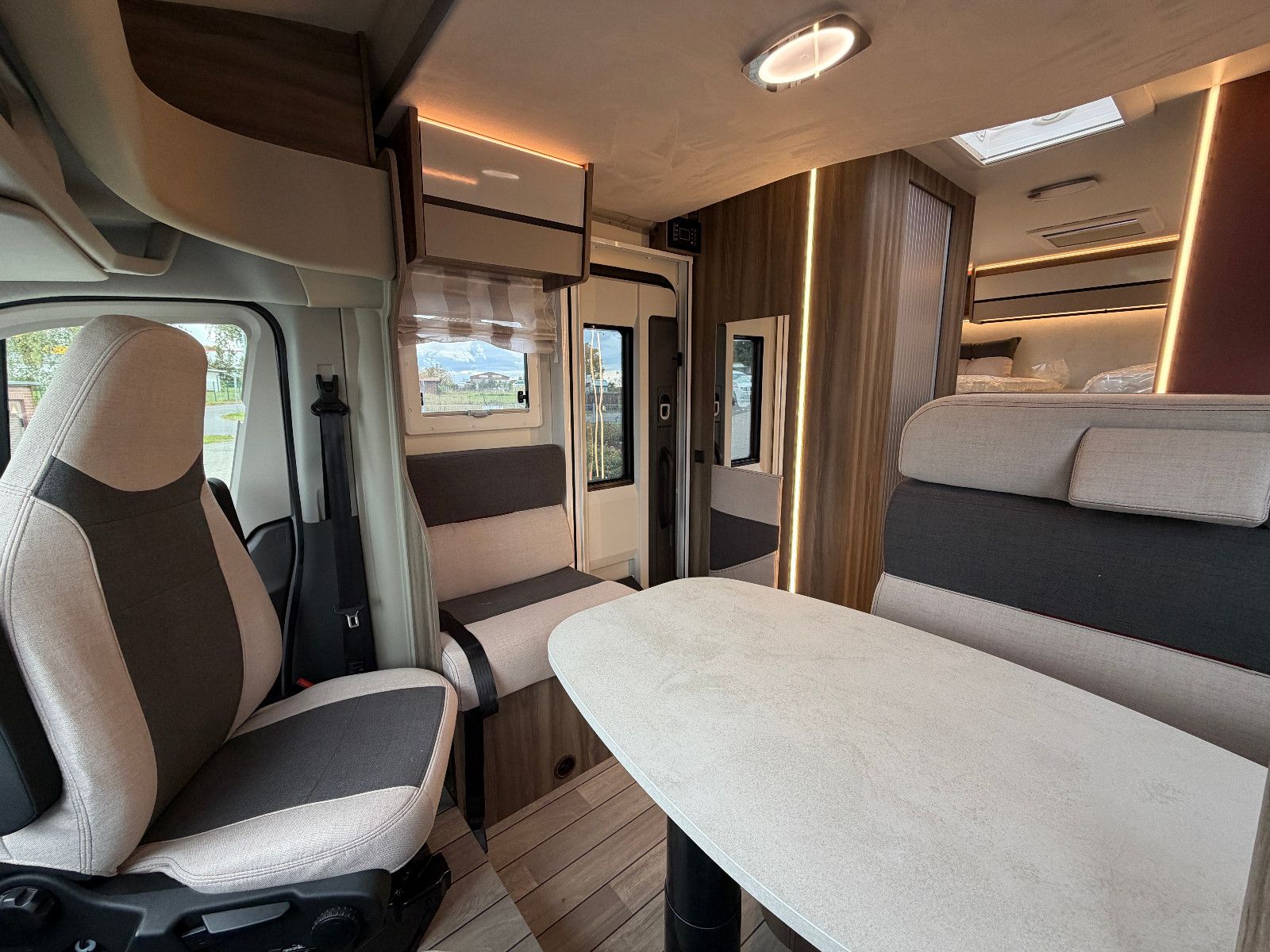 Fahrzeugabbildung Roller Team Kronos 285 TL