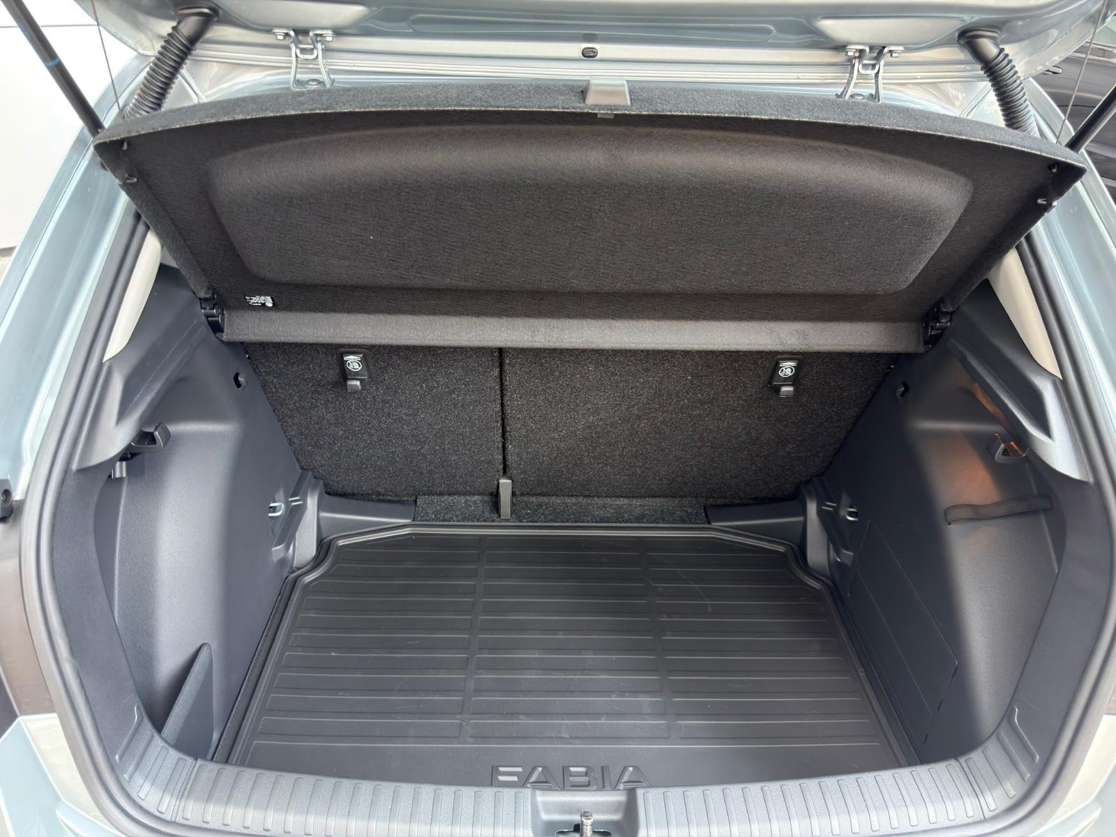 Skoda Fabia 1.0 Selection#RFK#APP#PDC#LED#SHZ
