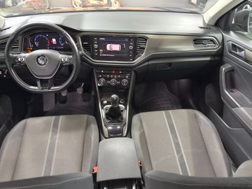Volkswagen T-Roc - 9