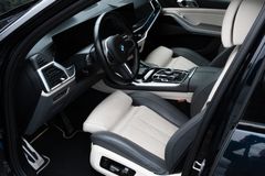 BMW X7 M60 – 7 / 35