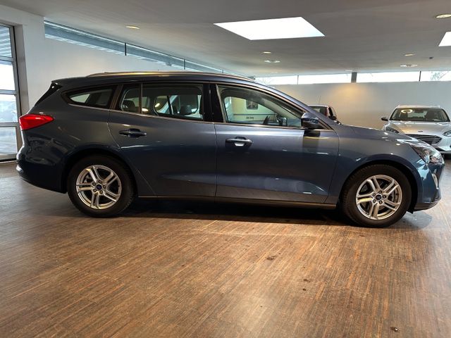 Fahrzeugabbildung Ford Focus Turnier Cool & Connect*CarPlay*RFK*SHZ*1.H