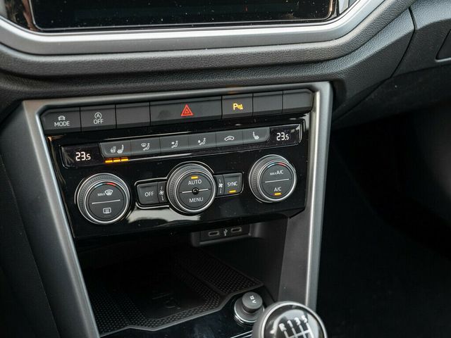 T-Roc 1.5 TSI Active PDC AHK KAMERA NAVIGATION