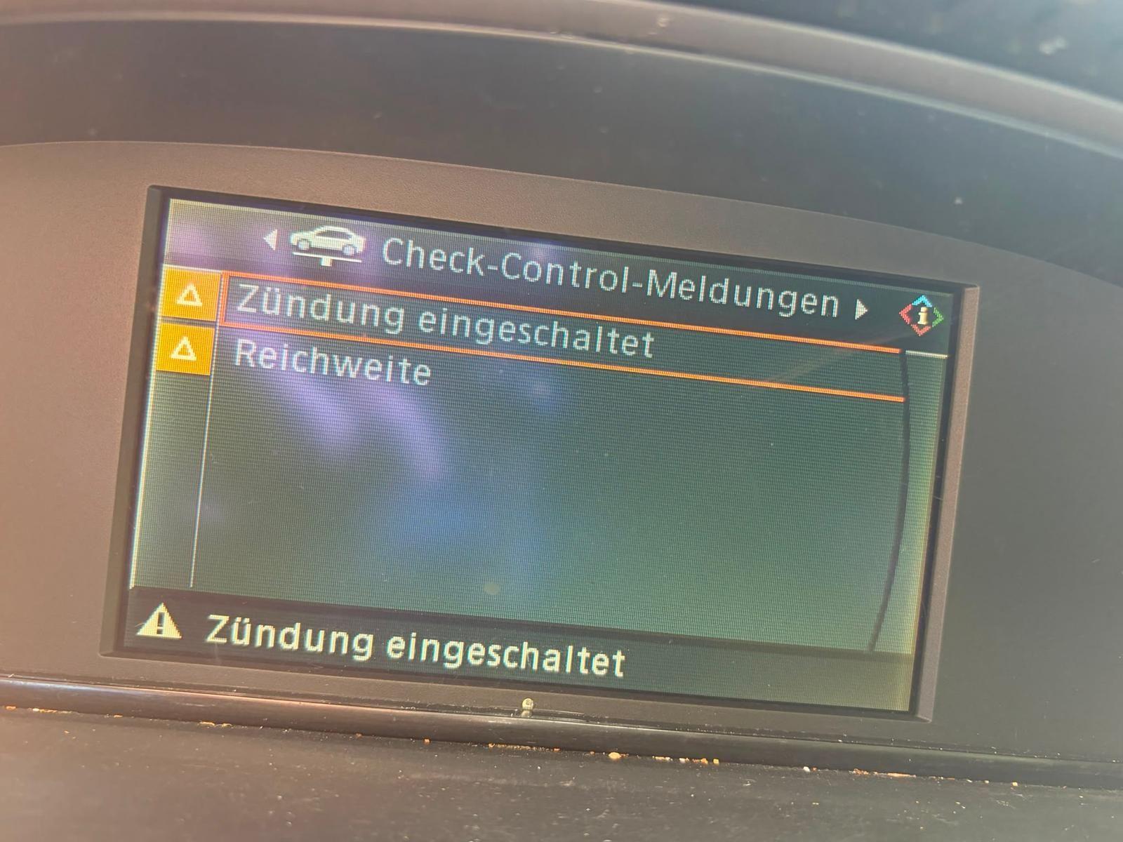 BMW 523 2007 — photo 12