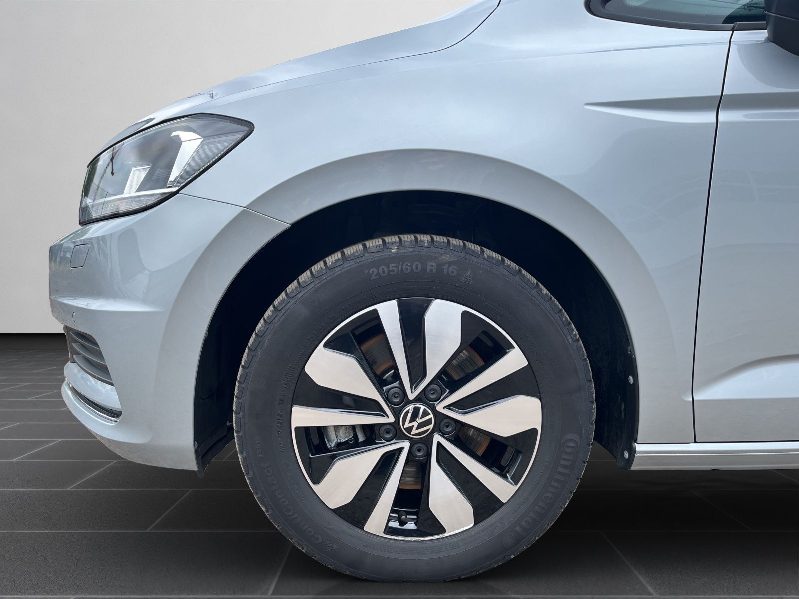 Volkswagen Touran - Bild 9