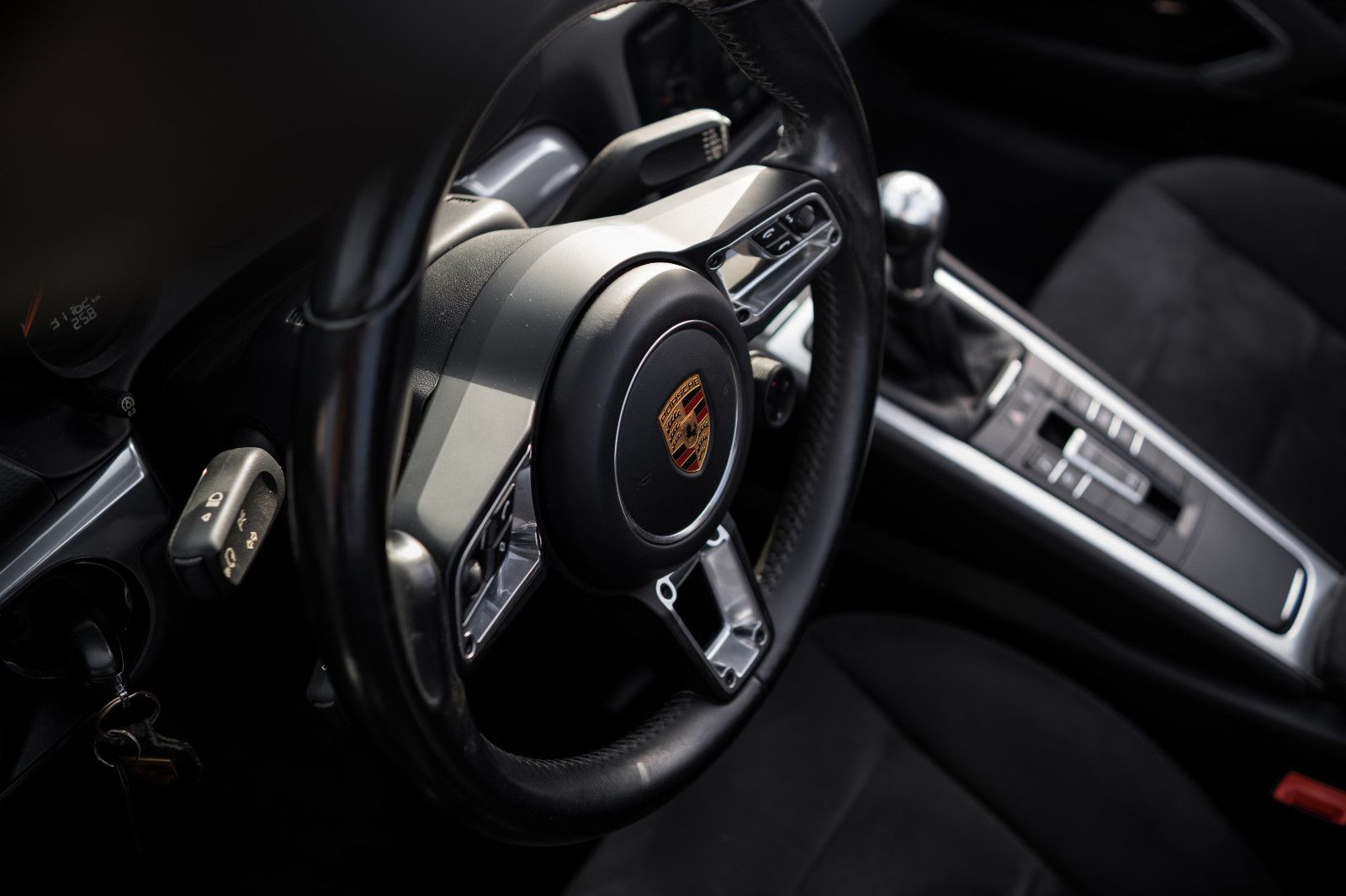Fahrzeugabbildung Porsche Boxster 718 GTS Cabriolet-Approved-Bose-DAB+