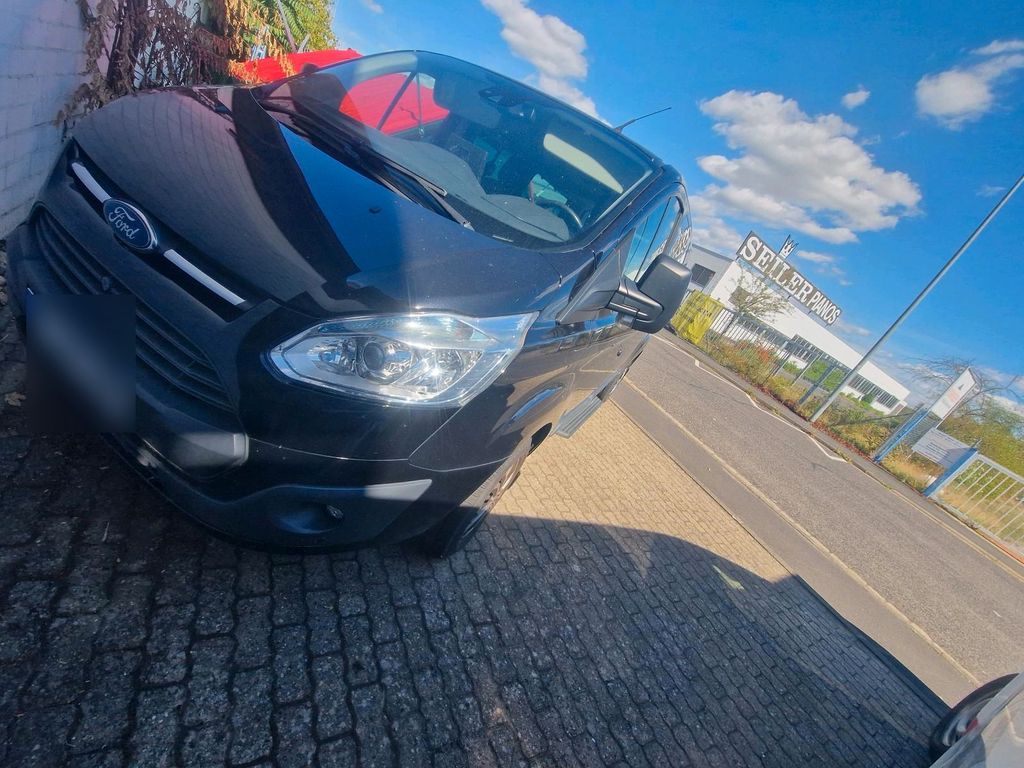 Image of Ford Tourneo Custom