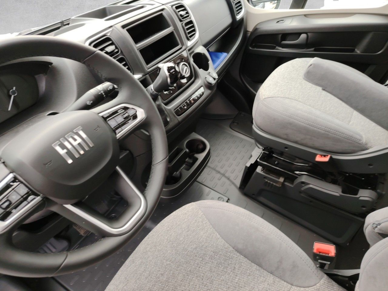 Fahrzeugabbildung Carado V337 PRO+ Automatik Markise Klima Fenster el.