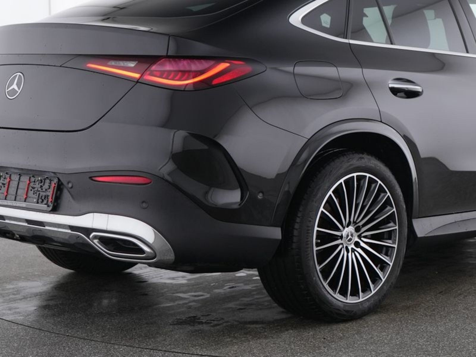 Mercedes-Benz GLC 300 d 4M COUPE AMG Pano Digilight Memory Hea foto 5