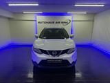 Nissan Qashqai 360° KEY PANO SZHG DAB SPUR TEMPO AMBIEN - Nissan Qashqai in Oberhausen